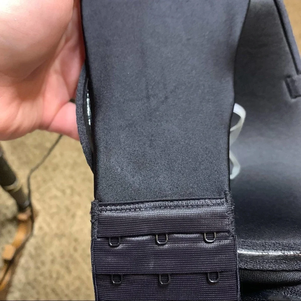 VANITY FAIR black underwire padded strapless bra size 38C - Picture 7 of 8